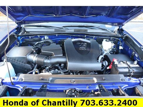 Used 2023 Toyota Tacoma TRD Off-Road image 31