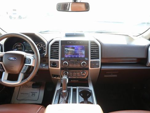 Used 2019 Ford F150 King Ranch image 11