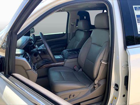 Used 2015 Chevrolet Tahoe LTZ AWD/4WD image 8