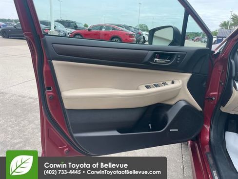 Used 2017 Subaru Legacy 2.5i Limited AWD/4WD image 18