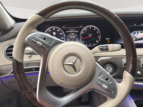 Used 2020 Mercedes-Benz S 560 Sedan image 11