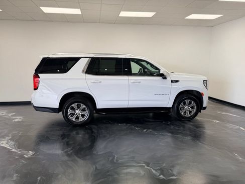 Used 2023 GMC Yukon SLE AWD/4WD image 24