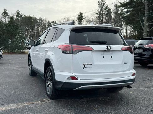 Used 2016 Toyota RAV4 XLE image 3