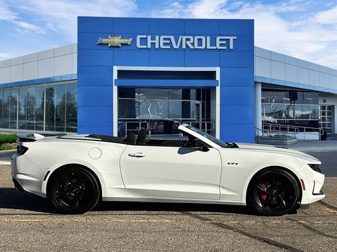 Certified 2023 Chevrolet Camaro LT w/ RS Package image 7