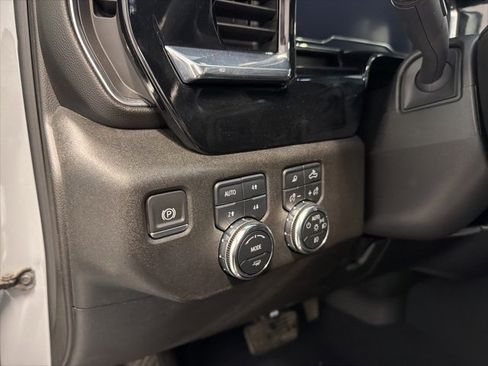 Used 2024 GMC Sierra 2500 SLT image 20