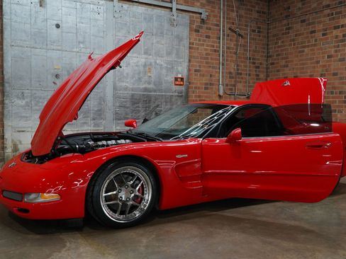 Used 2003 Chevrolet Corvette Z06 w/ Memory Package, 3 Drivers image 35