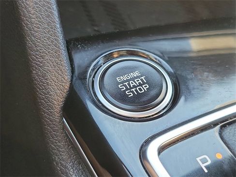 Used 2024 Kia Sportage SX image 8