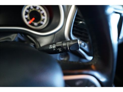 Used 2015 Jeep Cherokee Trailhawk AWD/4WD image 20