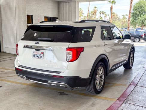 Used 2020 Ford Explorer XLT w/ Equipment Group 202A RWD image 7