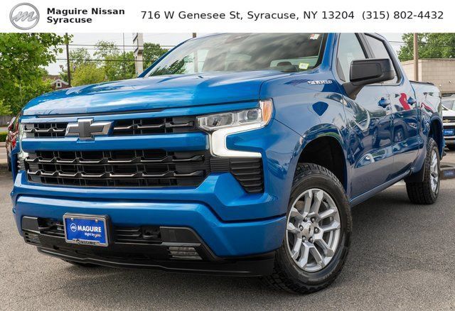 Used 2022 Chevrolet Silverado 1500 RST AWD/4WD image 1