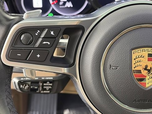 Used 2021 Porsche Cayenne S image 17