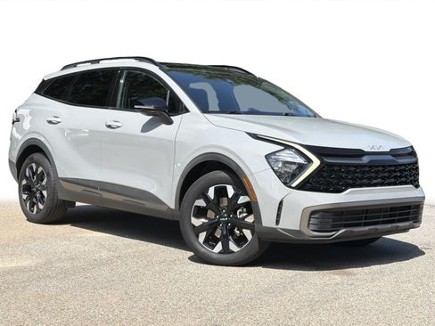 Certified 2023 Kia Sportage X-Line w/ X-Line Premium Package AWD/4WD image 2