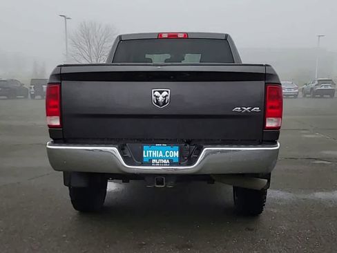 Used 2018 RAM 2500 Tradesman w/ Chrome Appearance Group image 7