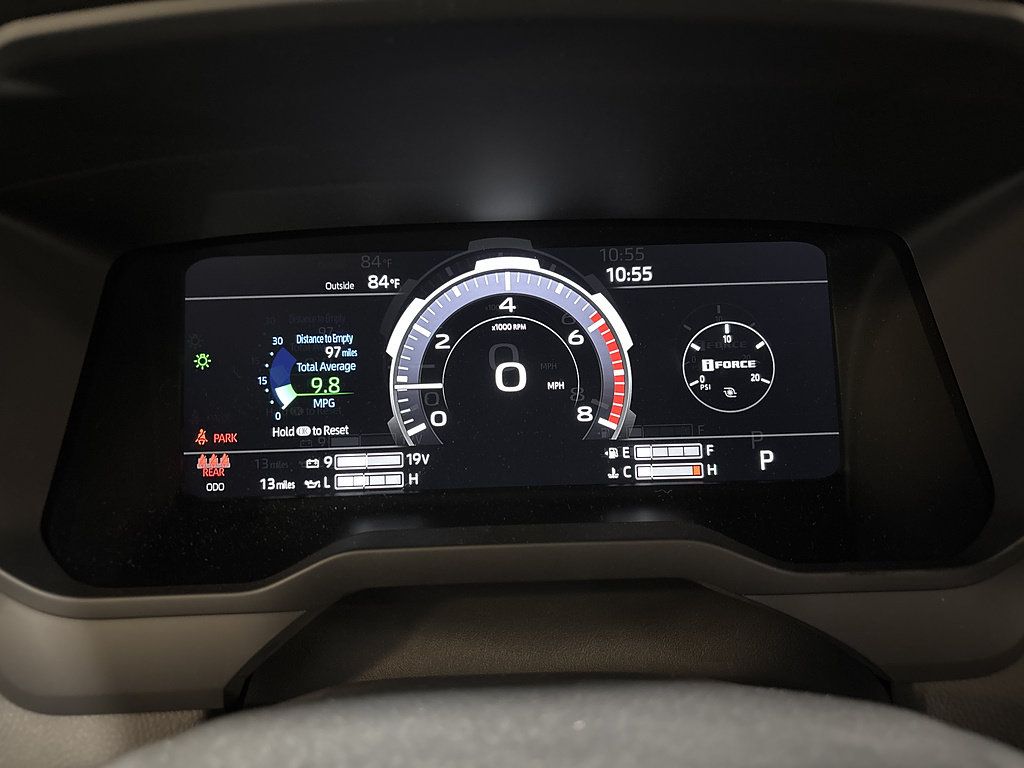 New 2026 Toyota Tundra Limited AWD/4WD image 8