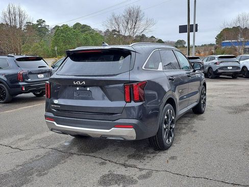 New 2026 Kia Sorento EX w/ EX Premium Package FWD image 4