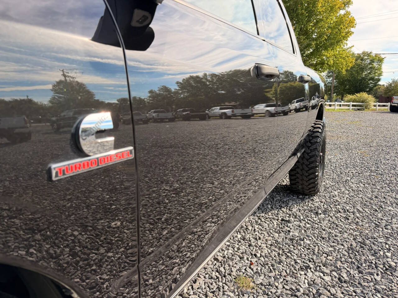 Used 2018 RAM 3500 Tradesman w/ Chrome Appearance Group AWD/4WD image 11