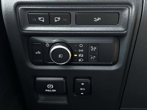 Used 2022 Ford F150 XLT w/ Equipment Group 302A High AWD/4WD image 25
