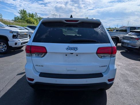 Used 2019 Jeep Grand Cherokee Laredo AWD/4WD image 10