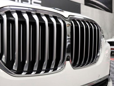 Used 2020 BMW X7 xDrive40i w/ Premium Package image 14