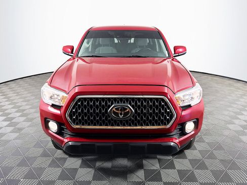 Used 2022 Toyota Tacoma SR5 w/ Technology Package RWD image 2