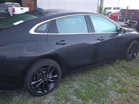 Used 2023 Chevrolet Malibu LT w/ Midnight Edition FWD image 11