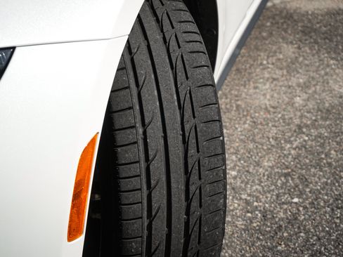 Used 2023 MAZDA MX-5 Miata Grand Touring w/ Weather Package RWD image 12