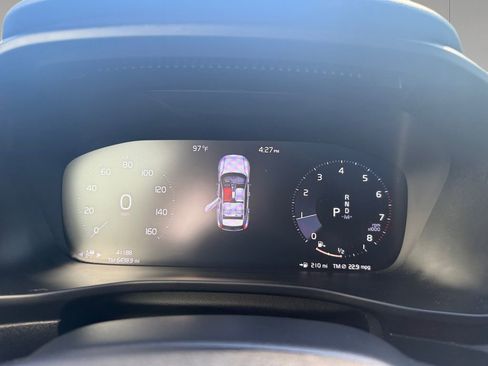 Used 2020 Volvo XC40 T5 R-Design AWD/4WD image 14