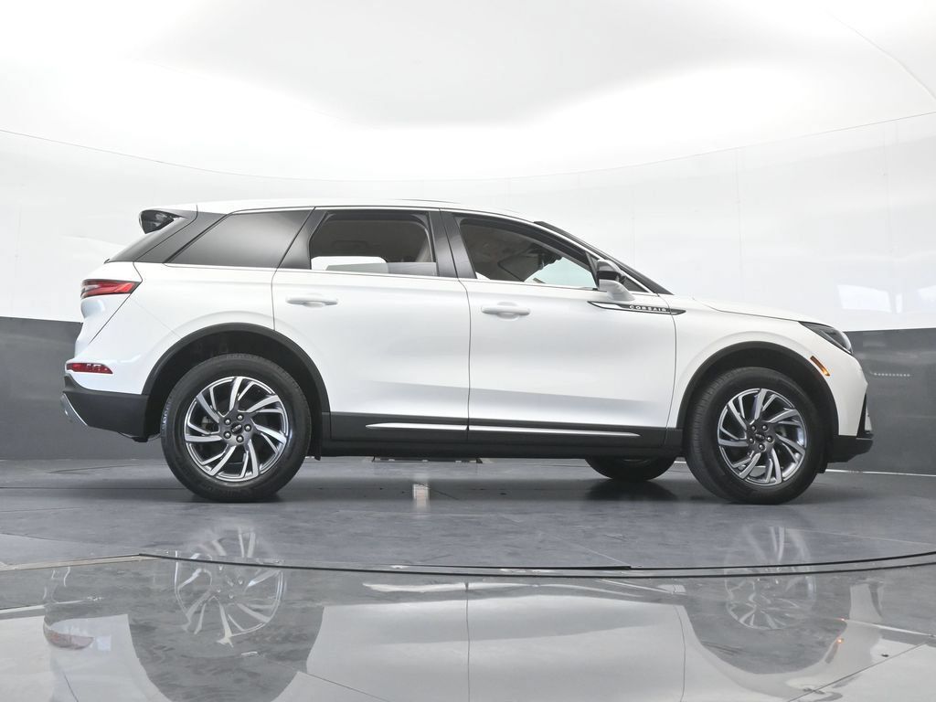 Used 2023 Lincoln Corsair FWD image 63