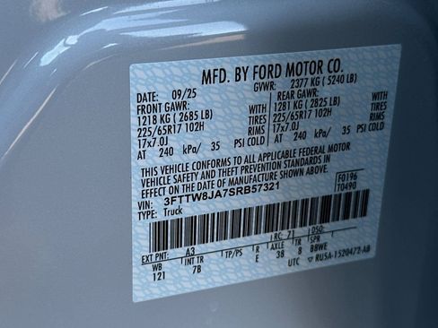 New 2025 Ford Maverick XLT w/ XLT Luxury Package AWD/4WD image 27