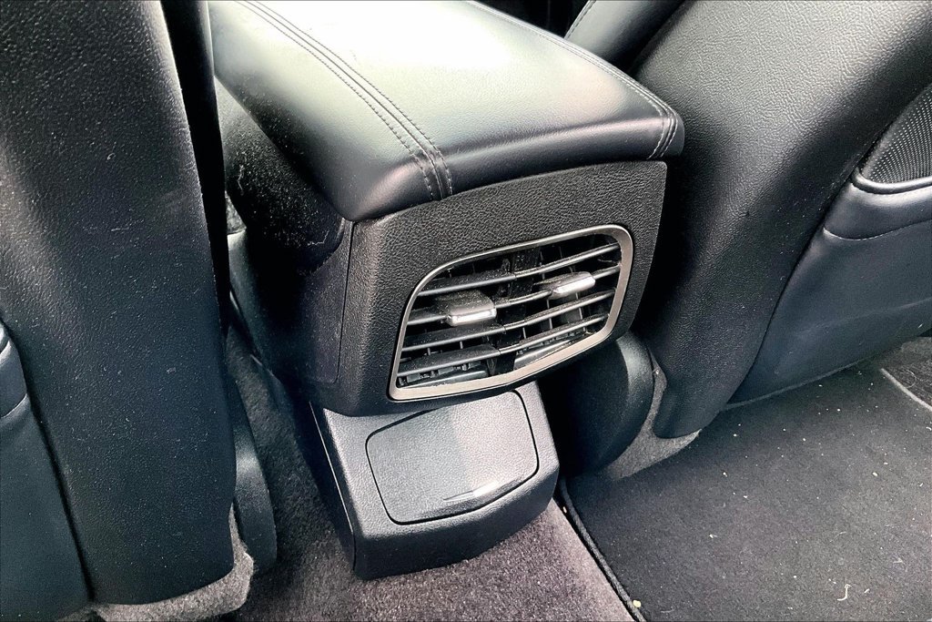 Used 2017 Lincoln MKZ Reserve FWD image 28