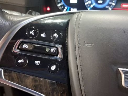 Used 2016 Cadillac Escalade Platinum AWD/4WD image 27