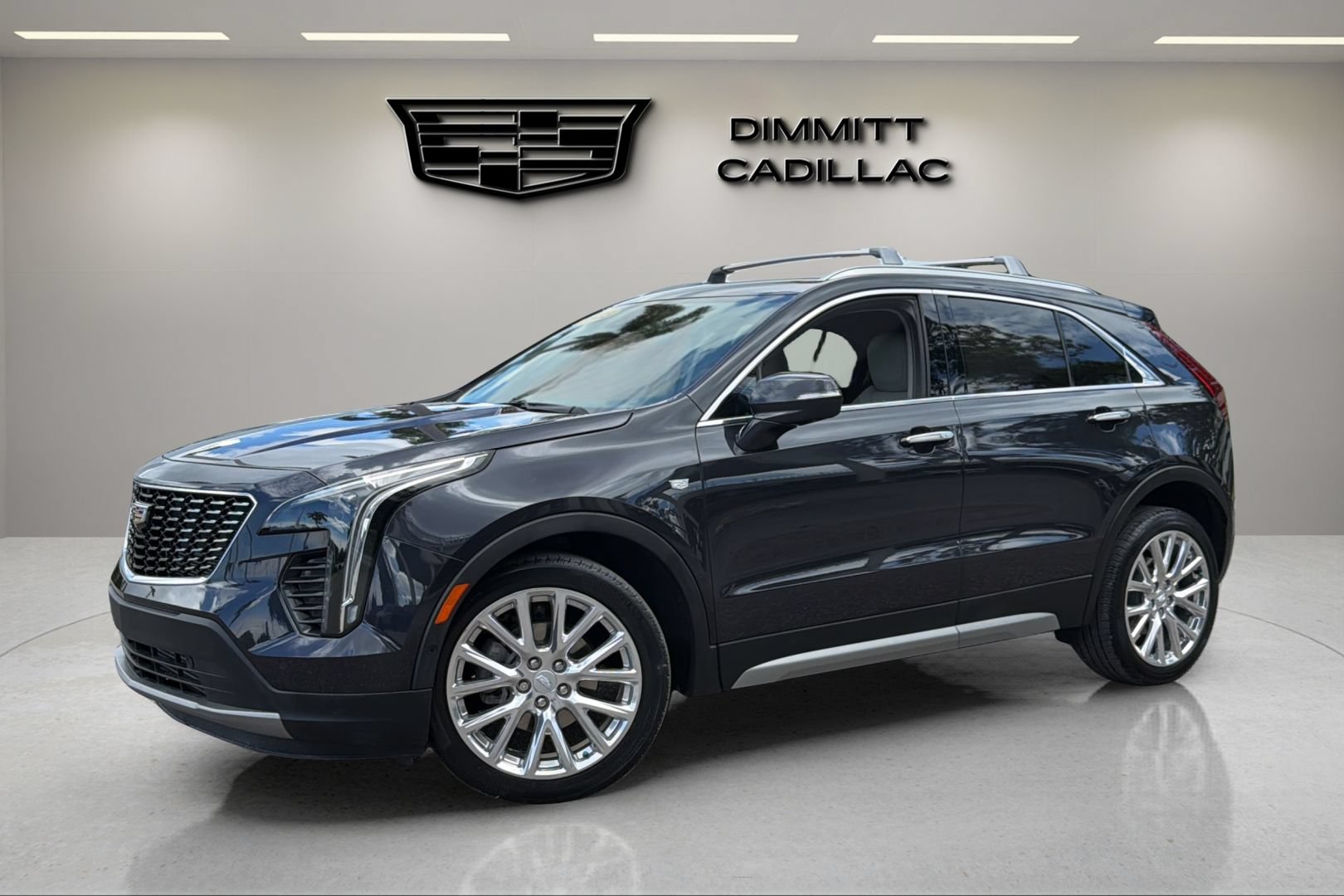 Certified 2023 Cadillac XT4 Premium Luxury w/ Technology Package FWD image 1