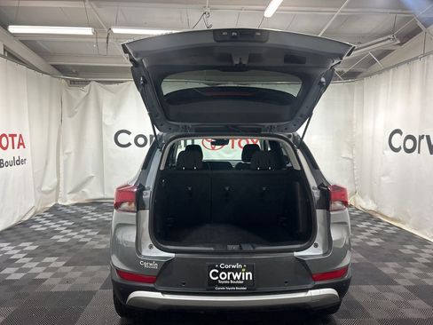 Used 2025 Chevrolet TrailBlazer LT w/ Driver Confidence Package image 18