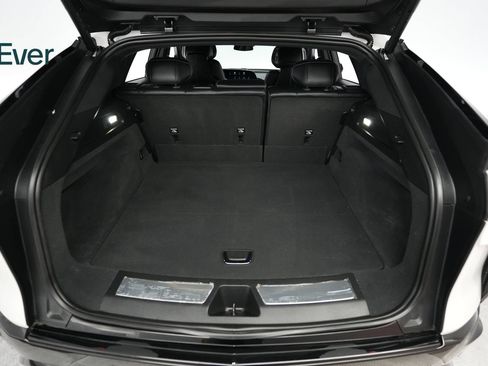 Used 2024 Cadillac Lyriq Sport AWD/4WD image 8