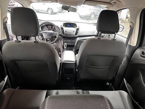 Used 2019 Ford Escape S image 15