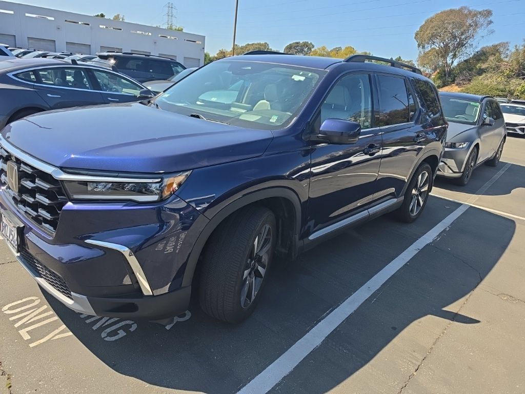 Used 2024 Honda Pilot Elite image 4