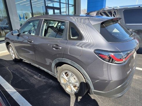 Used 2023 Honda HR-V LX image 7