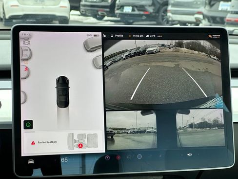 Used 2021 Tesla Model 3 Performance image 16