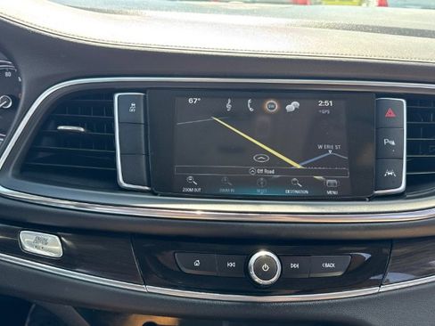 Used 2018 Buick Enclave Premium FWD image 23