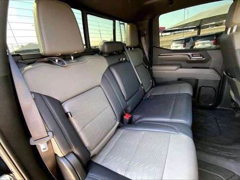 Certified 2024 Chevrolet Silverado 1500 ZR2 w/ Technology Package image 17