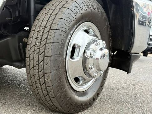 Used 2019 RAM 3500 Tradesman image 29