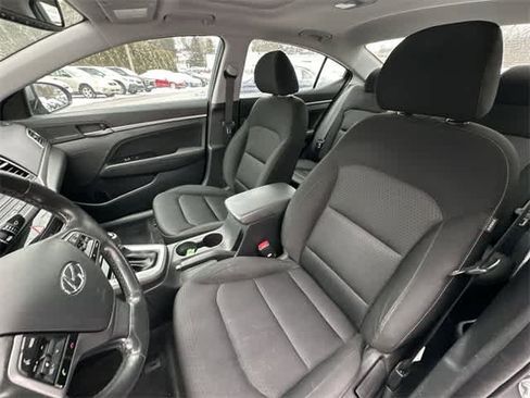 Used 2018 Hyundai Elantra Value Edition w/ Cargo Package image 16