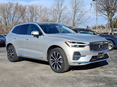 Certified 2023 Volvo XC60 B5 Plus w/ Climate Package