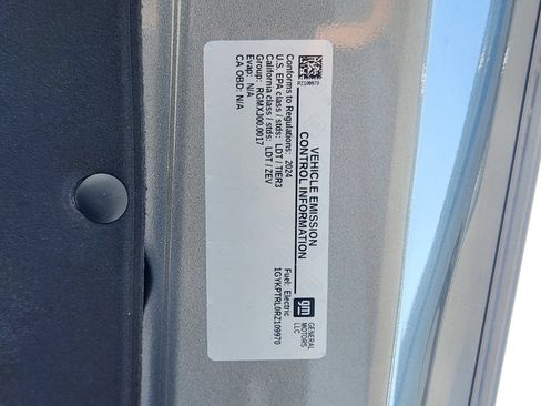 Used 2024 Cadillac Lyriq Sport AWD/4WD image 26
