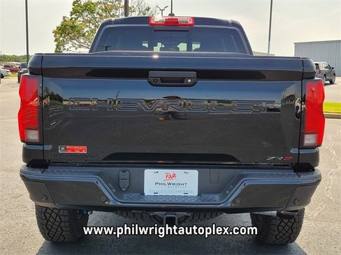 New 2025 Chevrolet Colorado ZR2 w/ Off-Road Front Bumper Package image 8
