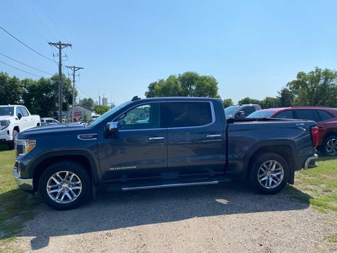 Used 2021 GMC Sierra 1500 SLT AWD/4WD image 4