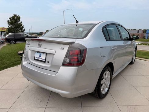 Used 2012 Nissan Sentra 2.0 SR FWD image 9