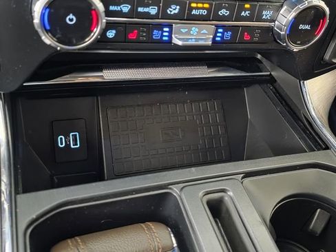 Used 2022 Ford F150 King Ranch w/ FX4 Off-Road Package AWD/4WD image 23