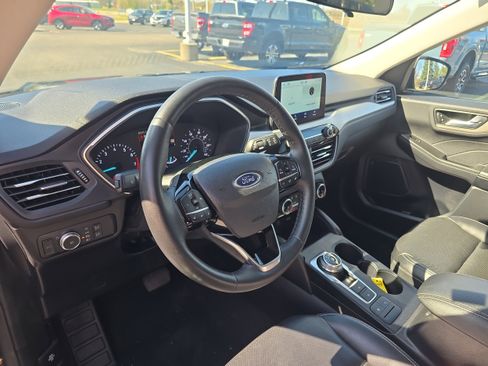Used 2022 Ford Escape SEL AWD/4WD image 10