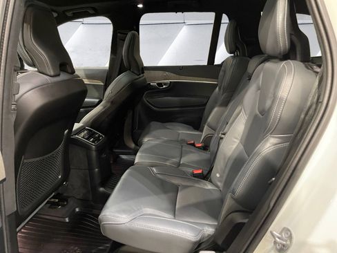 Used 2024 Volvo XC90 T8 Ultimate AWD/4WD image 14